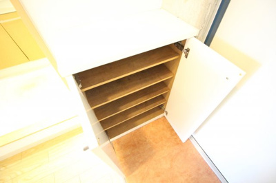 【収納】 | プライムタワー阿倍野４０ | 便利なシューズＢＯＸ付