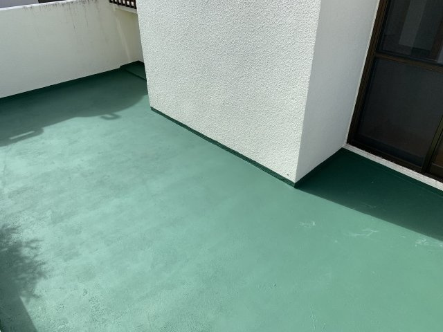 【バルコニー】