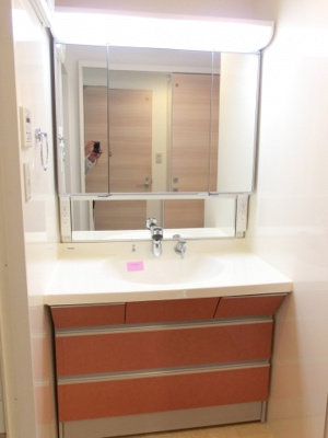 【洗面所】 | グレイス阿倍野松崎 | 三面鏡