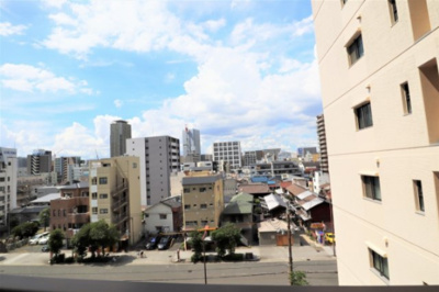 【展望】 | レック北梅田 | 北側バルコニーからの眺望です　道路が広く開放感があります。