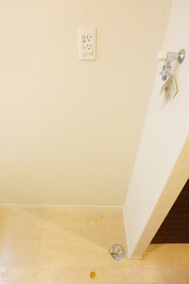 【設備】 | OHANA・Maison・蓮見【SHM】 | キッチン横にある室内洗濯機置き場です♪