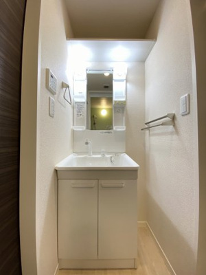 【独立洗面台】 | OHANA・Maison・蓮見【SHM】 | シャンプードレッサーで忙しい朝にも寝癖の付いた頭にも優しい☆