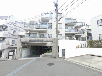 【外観】 | ワコーレ磯子マンション | 総戸数１４戸、昭和６１年８月築、管理人は巡回勤務につき管理体制良好です♪