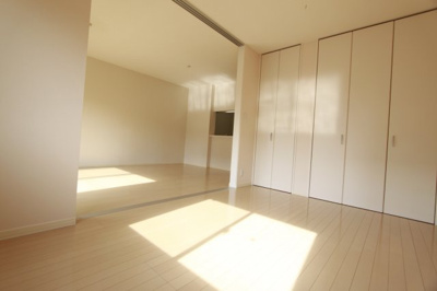 【洋室】 | シャーメゾンベルデ