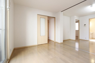 【洋室】 | レジデンシア時計台Ａ | 明るい洋室です