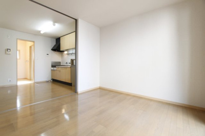 【洋室】 | レジデンシア時計台Ａ | きれいな洋室です