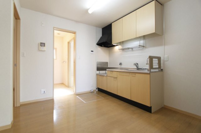 【居間・リビング】 | レジデンシア時計台Ａ | 使いやすい居間です