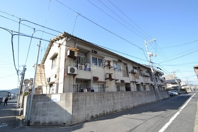 竹内アパートの外観