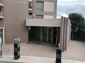【エントランス】 | 毎日通るエントランスはこのようになっています