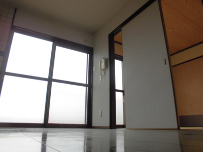 【居間・リビング】 | 南国マンション