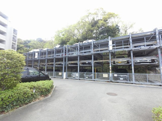 【駐車場】 | 機械式駐車場です。