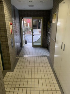 【エントランス】