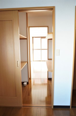 【収納】 | クレドゥール | ウォークスルークローゼット