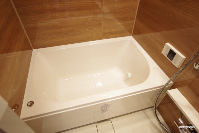 ゲートコート東三国　仲介手数料無料の浴室