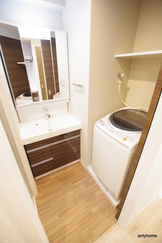 ゲートコート東三国　仲介手数料無料の洗面所