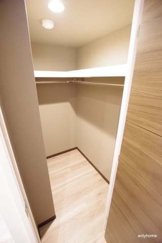 ゲートコート東三国　仲介手数料無料の収納