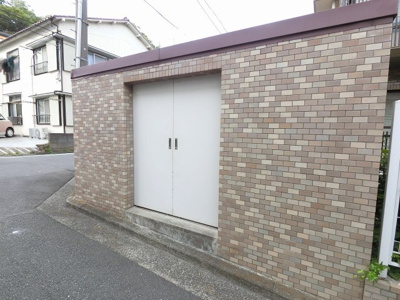 【その他共用部分】 | 横浜南軽井沢パークホームズ | ゴミ置場です。