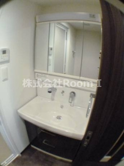 【独立洗面台】 | S-RESIDENCE淀屋橋 | 独立洗面台、朝の身支度には欠かせません