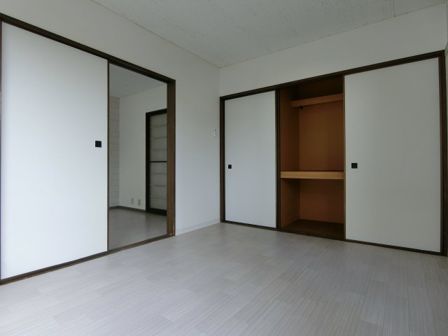 メゾン・ルピネスの居間・リビング