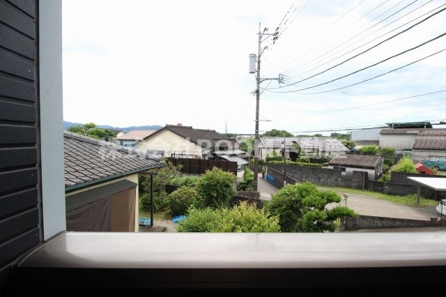 ソレイユ甲斐元　北・南棟の駐車場|駐車場完備です
