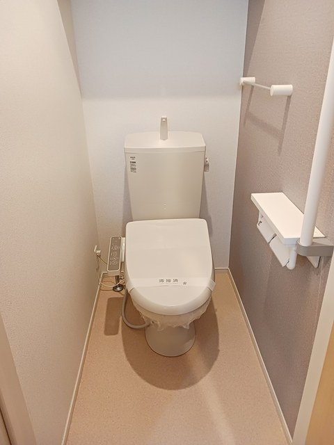 ラ　フォレスタ　ツルマキのトイレ