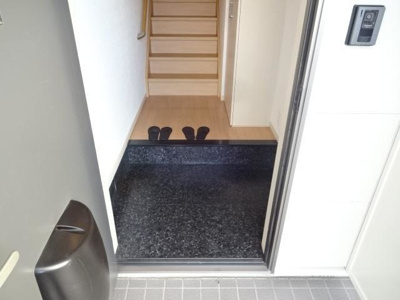 【玄関】 | ウォーターミル七番館 | 玄関