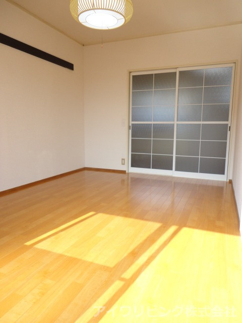 イーストＮｏ．１の洋室|【イーストNo.1】