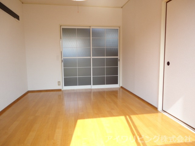 イーストＮｏ．１の洋室|【イーストNo.1】