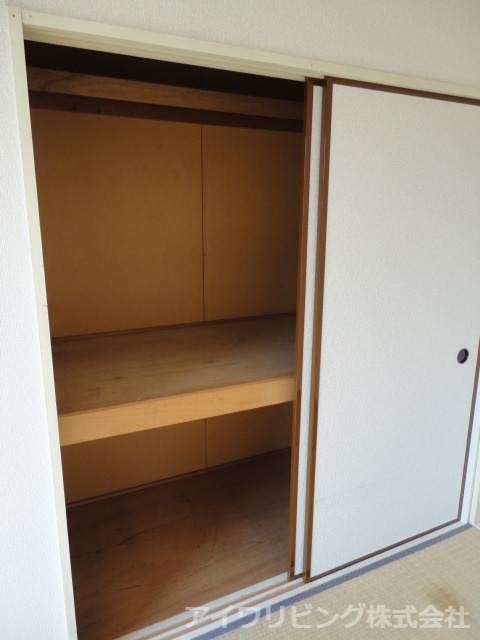 イーストＮｏ．１の収納|【イーストNo.1】