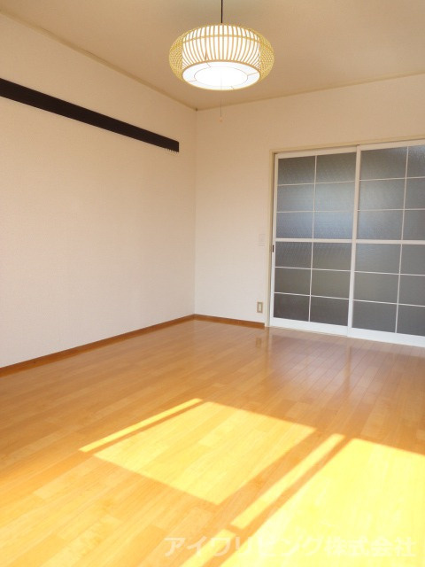 イーストＮｏ．１の洋室|【イーストNo.1】