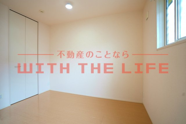 オリーヴァ東櫛原【10，000円キャッシュバック対象物件】の洋室|落ち着いた色調の洋室です