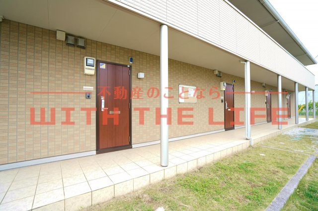 オリーヴァ東櫛原【10，000円キャッシュバック対象物件】のエントランス|ゆとりのあるエントランスです