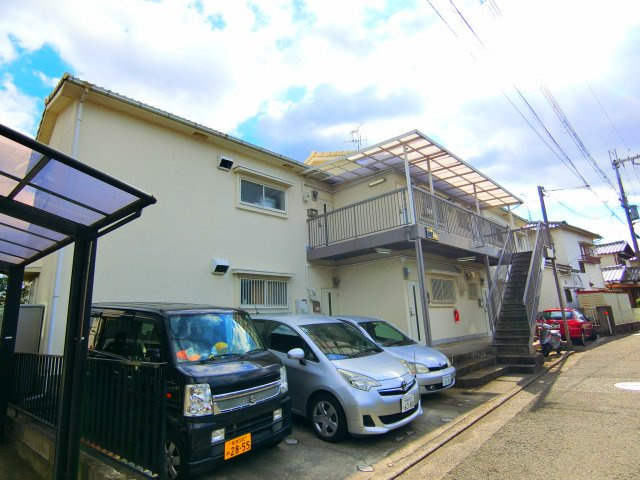 コーポ高倉台の外観