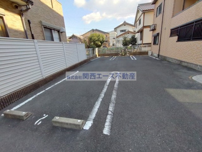 【駐車場】 | エミーユⅡ