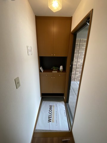 23番館の玄関
