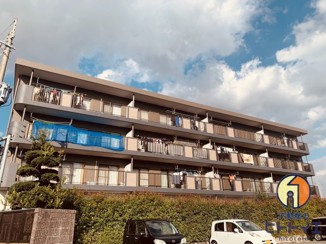 ロイヤルマンション美男川　華館の外観