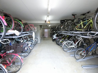 【駐車場】 | 駐輪場です。