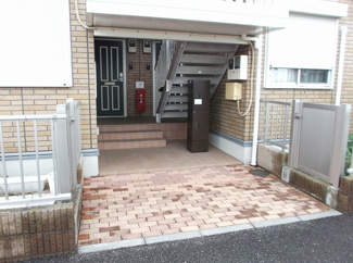 【エントランス】 | 宅配ボックス完備