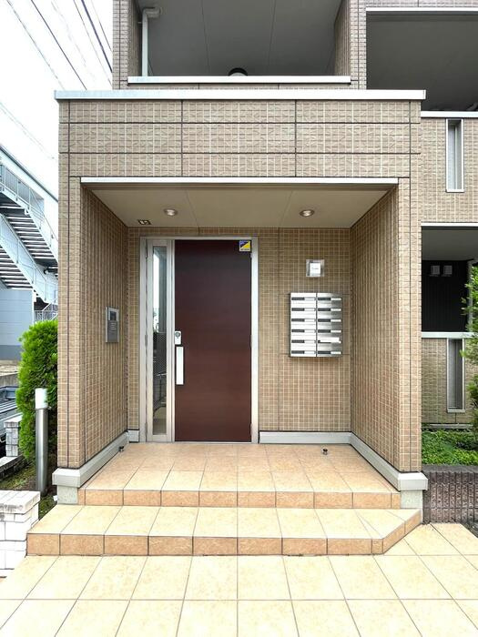 プリマベーラのエントランス|エントランス
※現況優先となります。