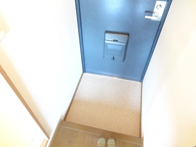 ソフィビルの玄関