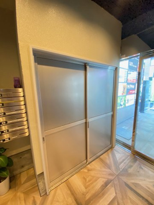 【その他共用部分】 | DESIRE登戸/デザイヤー登戸 | 【敷地内ゴミ置場】☆お問合せは当ビル5階のアーバン企画開発登戸店(044-932-6015)まで☆ご案内からご契約手続きまで当社にて対応させて頂きます☆業種・条件等お気軽にご相談下さい♪