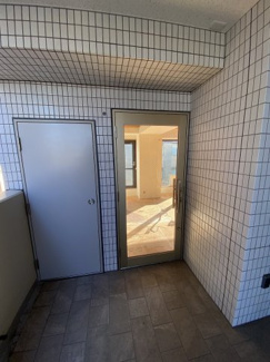 【その他共用部分】 | ☆お問合せは当ビル5階のアーバン企画開発登戸店(044-932-6015)まで☆ご案内からご契約手続きまで当社にて対応させて頂きます☆業種・条件等お気軽にご相談下さい♪