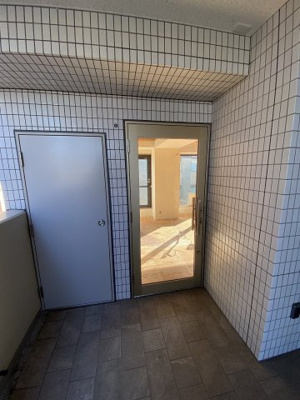 【その他共用部分】 | DESIRE登戸/デザイヤー登戸 | ☆お問合せは当ビル5階のアーバン企画開発登戸店(044-932-6015)まで☆ご案内からご契約手続きまで当社にて対応させて頂きます☆業種・条件等お気軽にご相談下さい♪