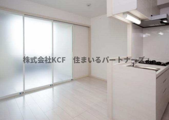 RizGrande 花畑駅前のキッチン|コンパクトなキッチンで掃除もラクラク