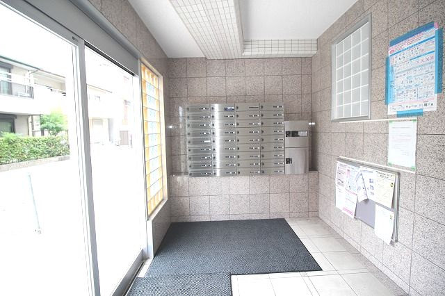 ドリームハウスしののめのエントランス|建物の内部です