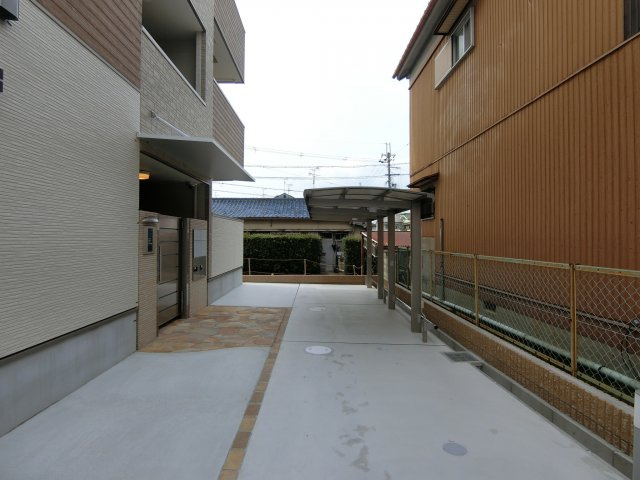 フジパレス草尾Ⅱのロビー