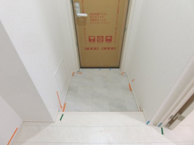 フジパレス草尾Ⅱの玄関