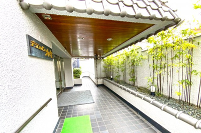 【その他共用部分】 | デラシオン御室 | 生活便利でありながら世界遺産『仁和寺』が徒歩3分にある贅沢な暮らしが出来ます。