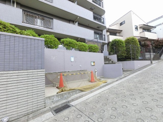 【その他共用部分】 | 敷地内ゴミ置場です。