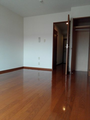 【居間・リビング】 | ヴィラ ソレイユ